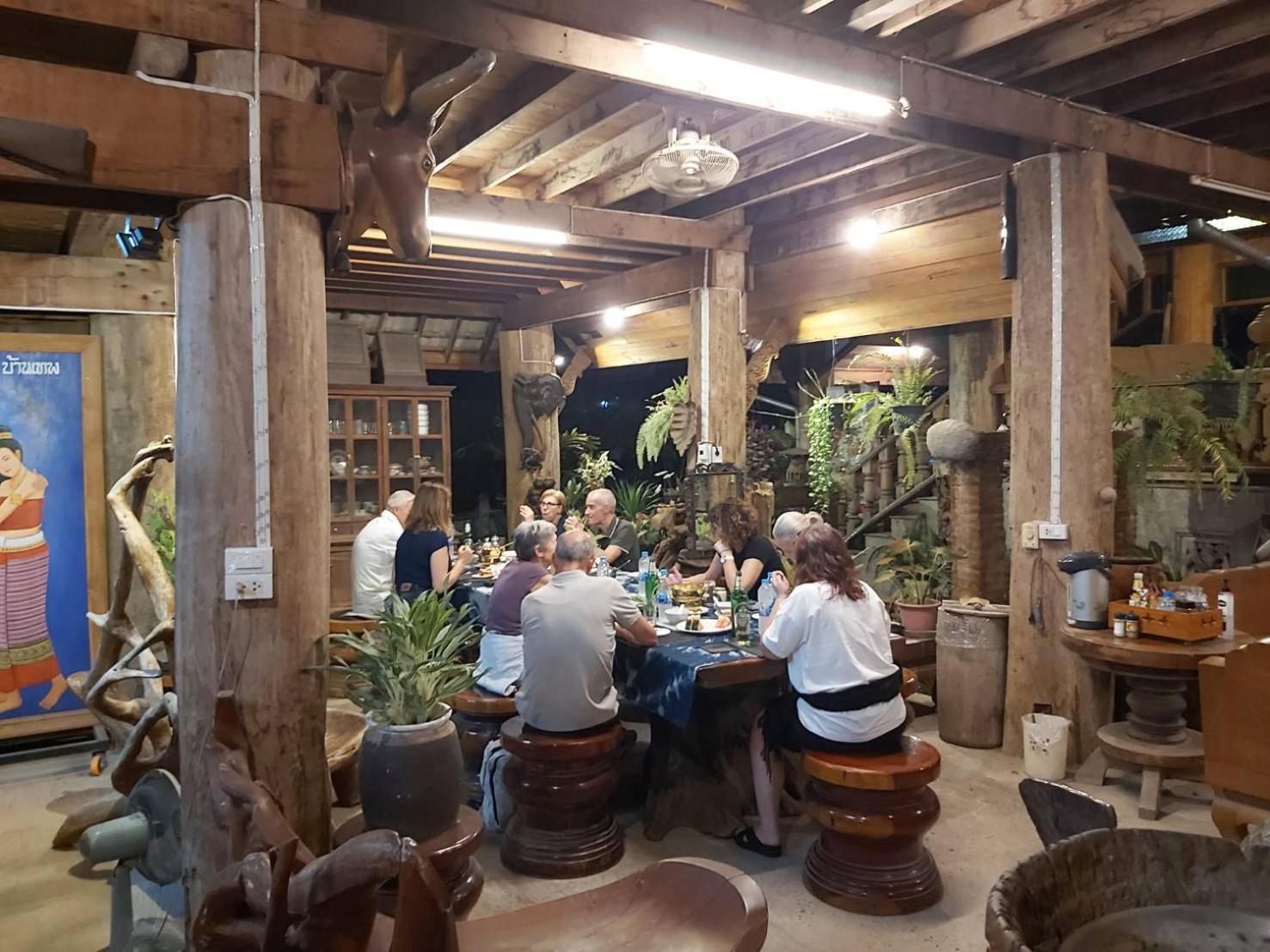 Baanthep Antique Homestay Phrae Exterior photo